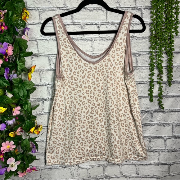]🌼3/$30🌼Nicole Miller New York Leopard Printed Super Soft Swing Tank Size Med. - Picture 1 of 15